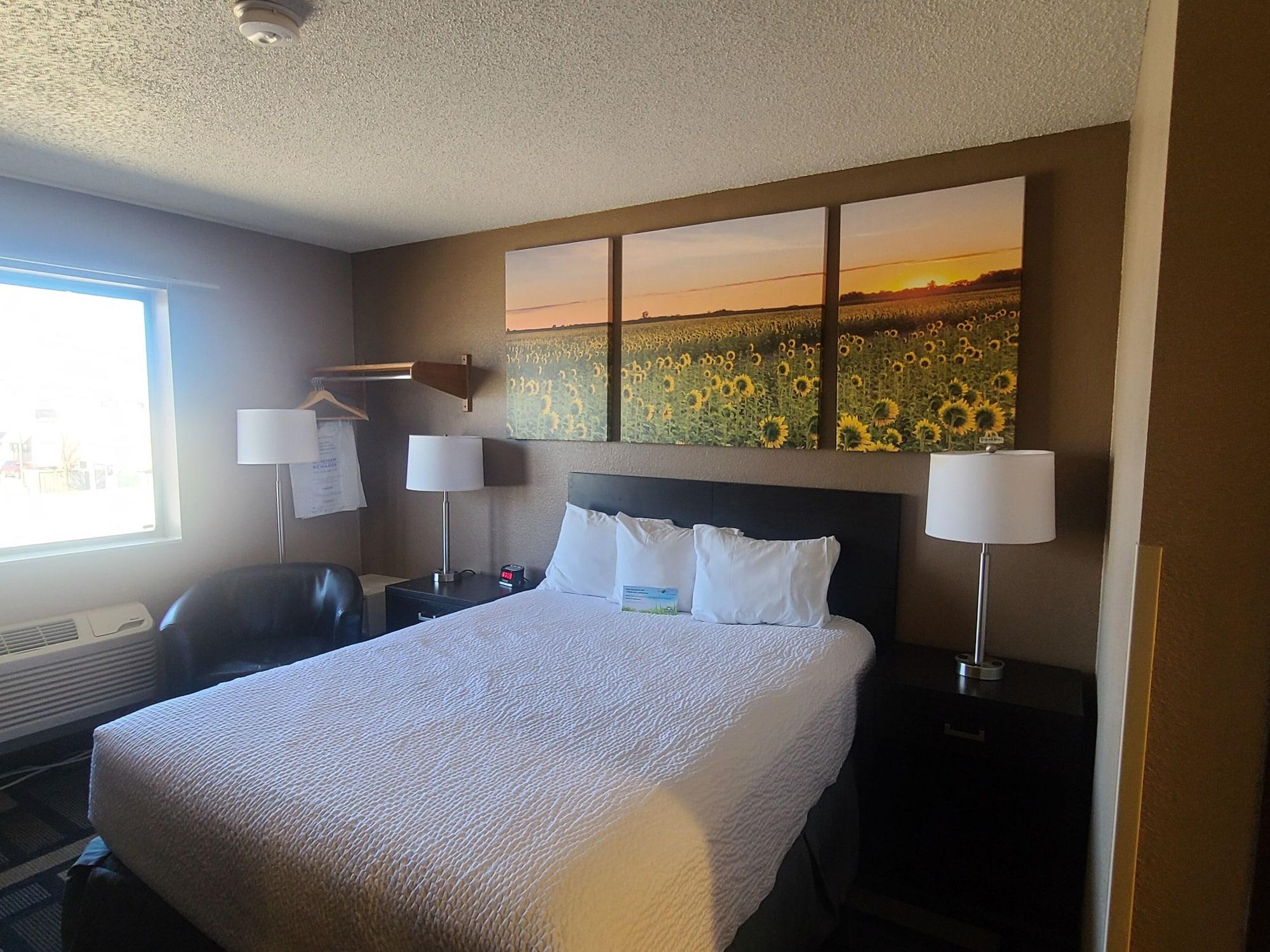 Days Inn By Wyndham Watertown Dış mekan fotoğraf